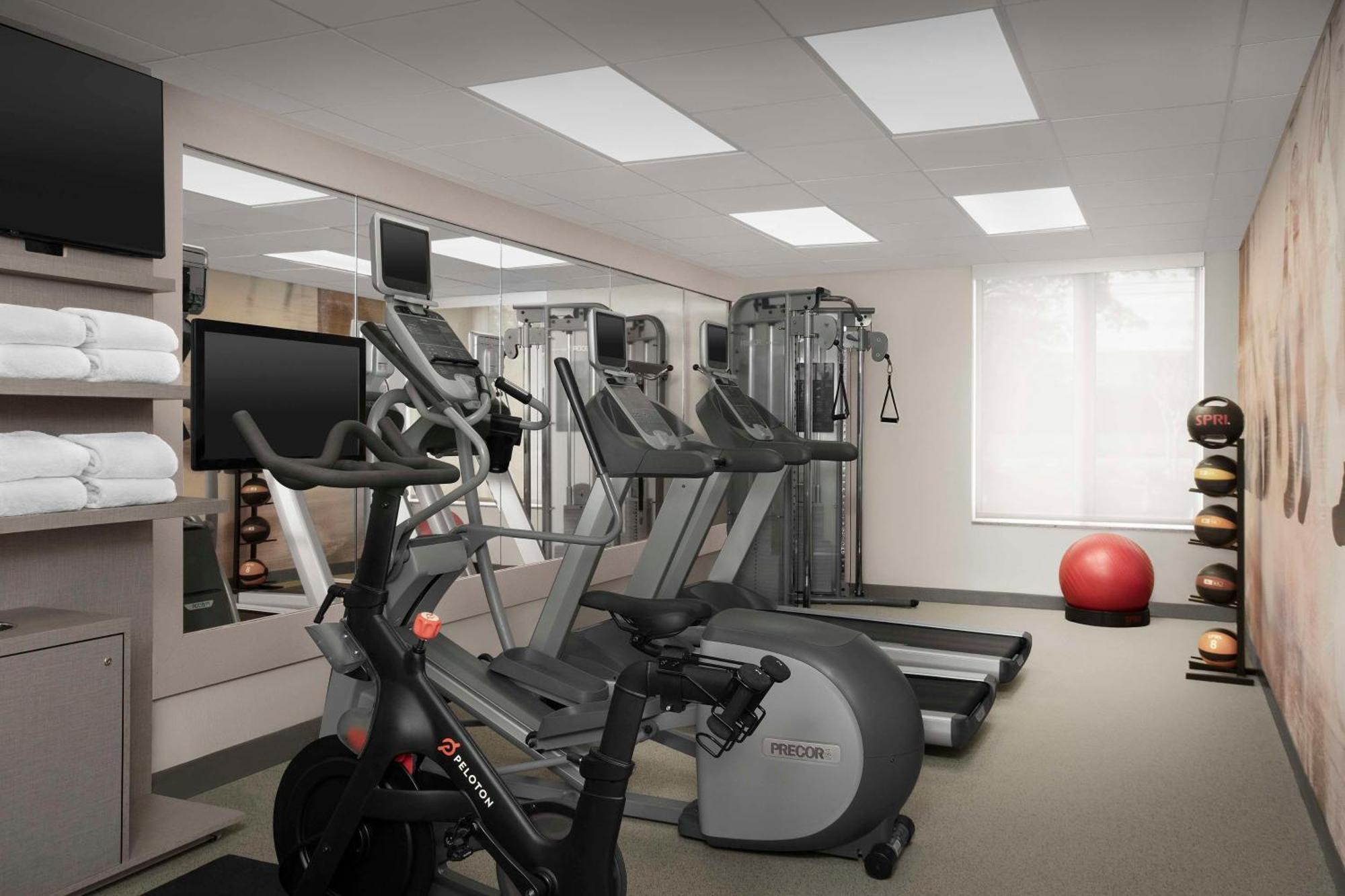 Hilton Garden Inn Gainesville Zewnętrze zdjęcie