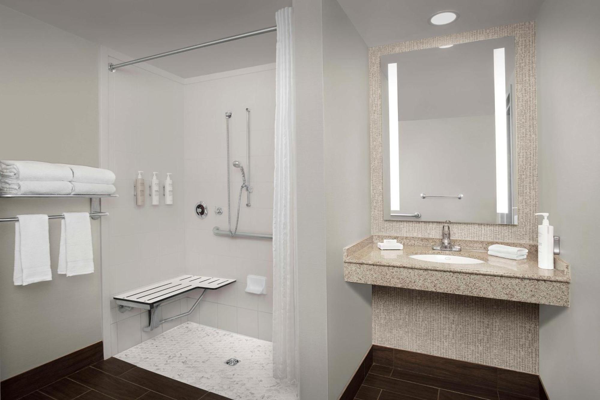 Hilton Garden Inn Gainesville Zewnętrze zdjęcie